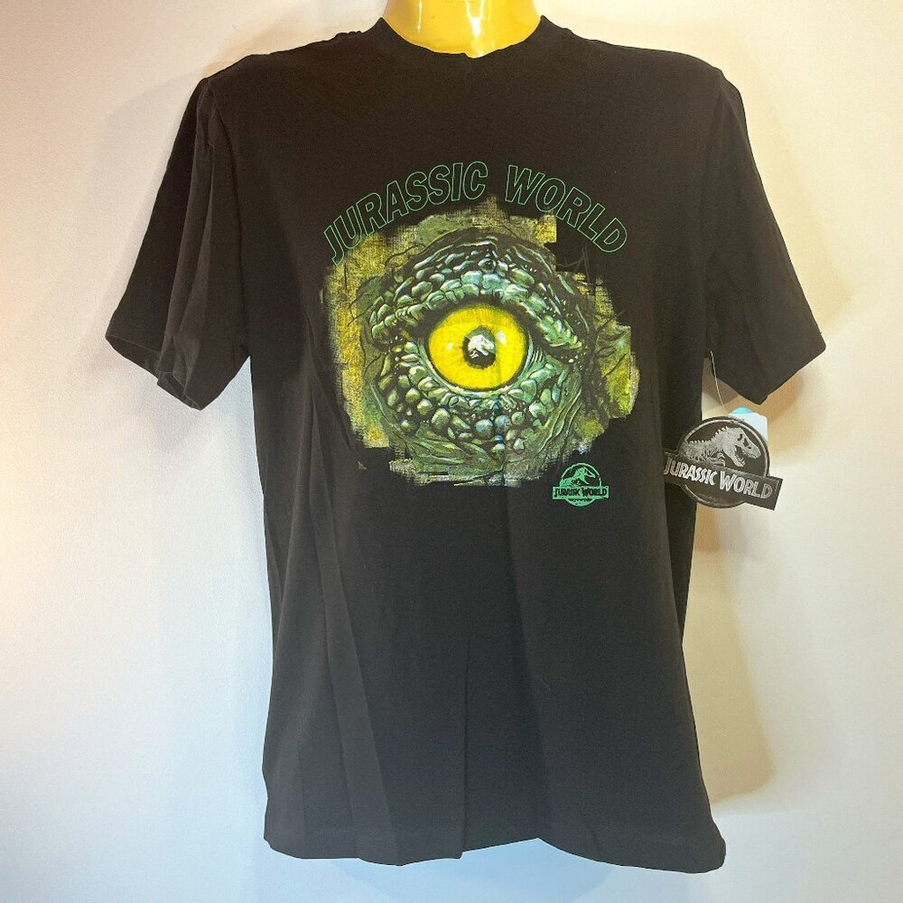 Jurassic World Dominion Men's T-rex Dinosaur Eye Black Crew T-Shirt - NWT